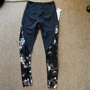 Beyond Yoga comfy stylish leggings XS